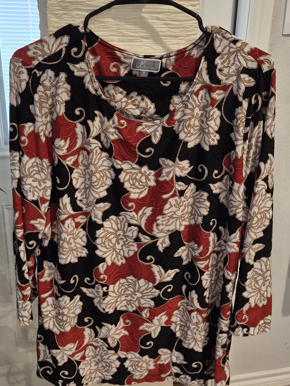JM Collection Black Red and Cream Floral Long Sleeve Top